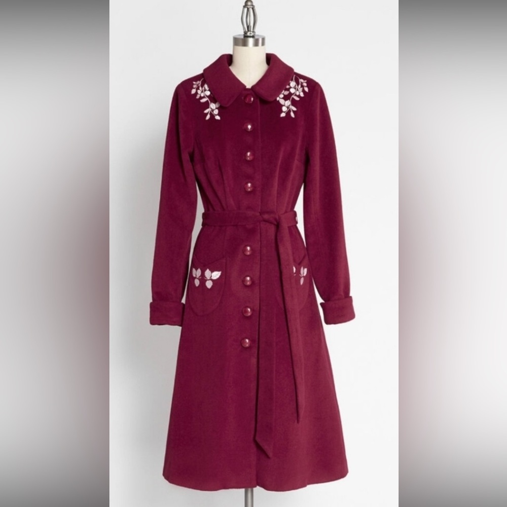 ModCloth x Collectif Coat Small UK 10 Vintage-Inspired Embroidered Cranberry